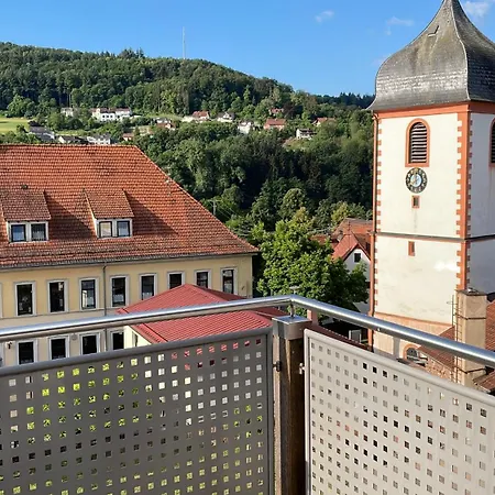 Sonniges Ferienapartment Am Alten Binauer Schloss Apartmán