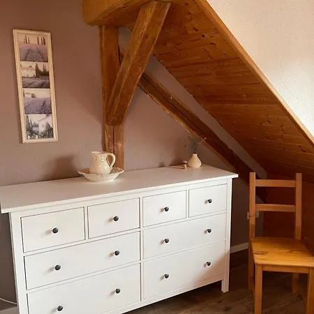 شقة Sonniges Ferienapartment Am Alten Binauer Schloss